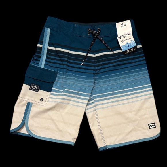 Billabong Boys Board Shorts NWT - Picture 1 of 3